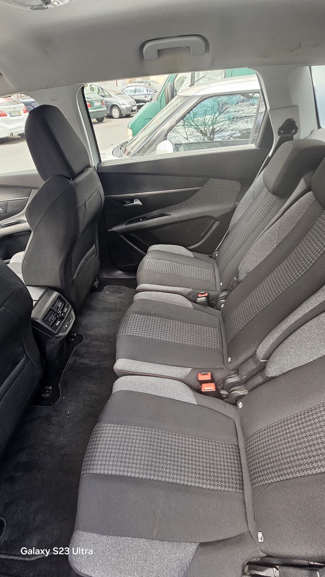 Foto Peugeot 5008 - OCPRT270