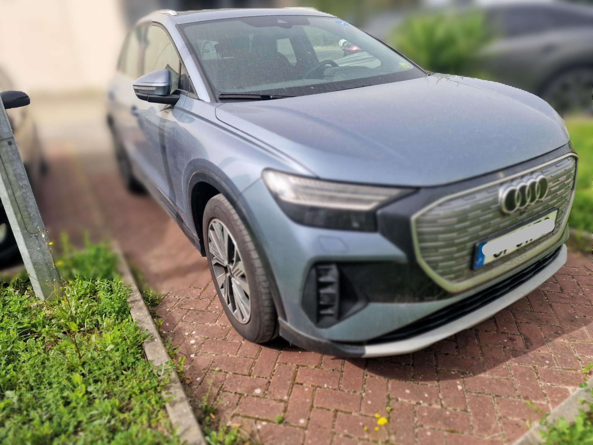 Foto Audi Q4 40 E-Tron - OC